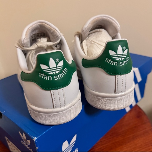 Adidas Stan Smith Women’s - Picture 3 of 4